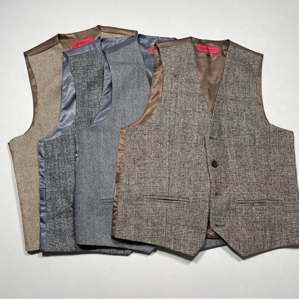 Bundle of 4 Gioberti Boys Vests size 13